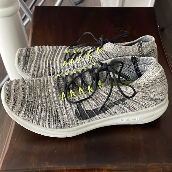 Nike Free Run sneakers - Picture 3 of 8